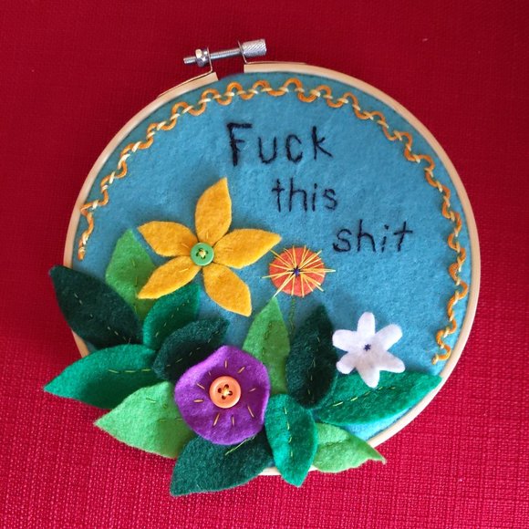 Embroidered Felt Wall Decor 6 inch - Picture 1 of 3